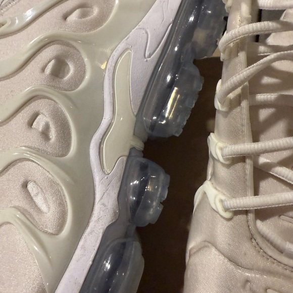 Nike mens size 14 Air VaporMax Plus Sneakers main image 9